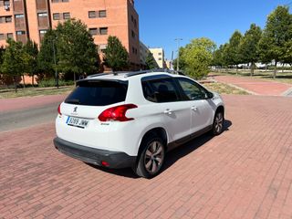 Peugeot 2008  1.6 HDI 100CV 5 PUERTAS 