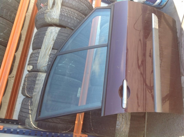 Puerta trasera derecha Renault Scenic II (2003-20