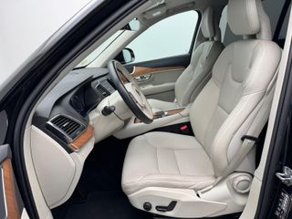Volvo XC90 2.0 B5 D AWD Momentum Pro Auto