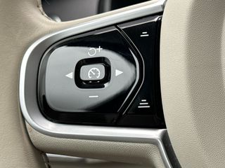 Volvo XC90 2.0 B5 D AWD Momentum Pro Auto