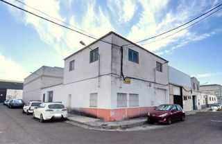 Nave industrial en venta en Maria Auxiliadora - Barriada LLera en Badajoz