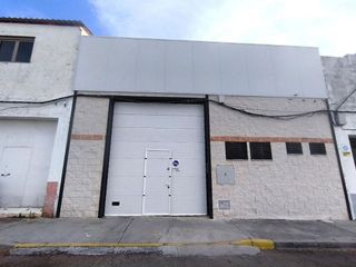Nave industrial en venta en Maria Auxiliadora - Barriada LLera en Badajoz