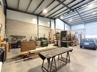 Nave industrial en venta en Maria Auxiliadora - Barriada LLera en Badajoz
