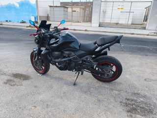 Kawasaki Z750 Negra 2008