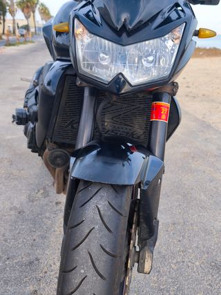 Kawasaki Z750 Negra 2008