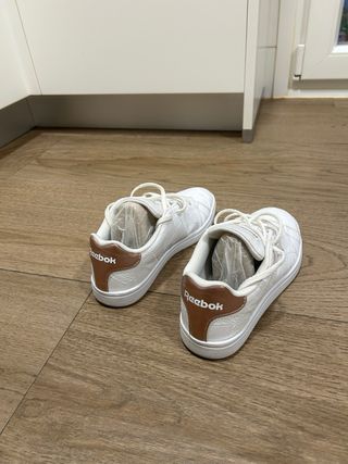 Zapatillas Reebok Blancas (nuevas)