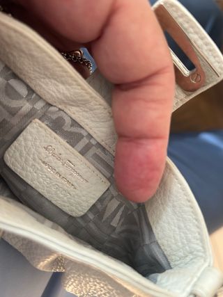 Borsa Salvatore Ferragamo beige e oro