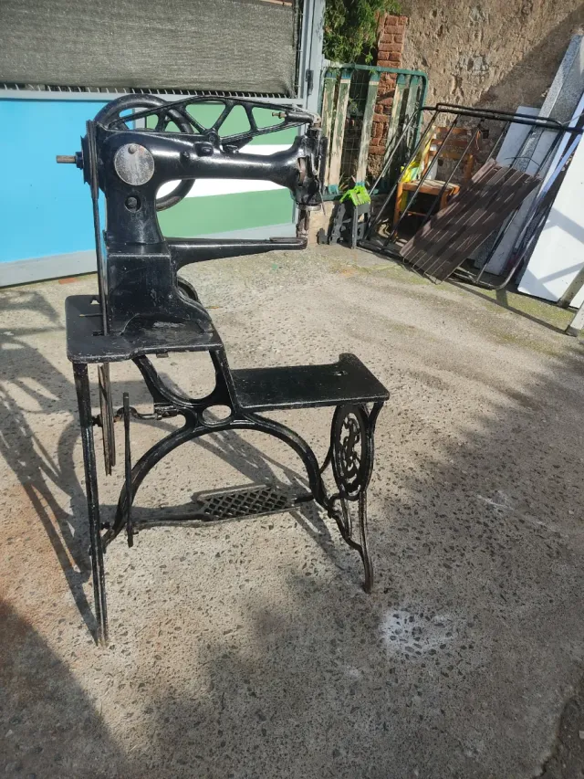 Máquina de coser Singer zapatero