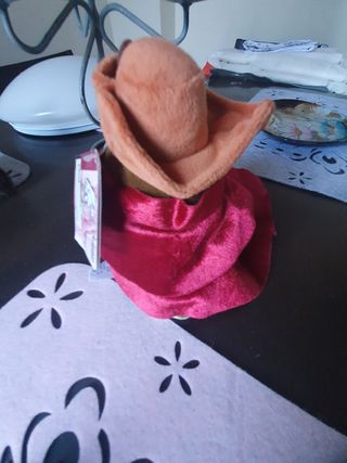 3 peluches: elefante, perro y búho