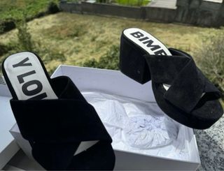 Sandalias tacón Bimba y Lola 