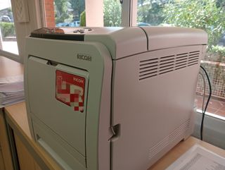 Impresora Ricoh Aficio SP C320DN