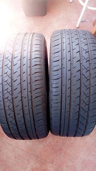 Neumático 225/45 R17  , DOT 4123 ,Euros 08