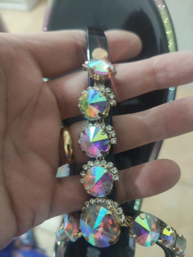 Sandalias de verano con pedrería