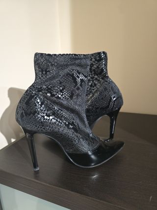 Botín Tacón Mujer Negro Animal Print