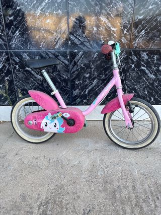 Bicicleta infantil rosa con unicornio