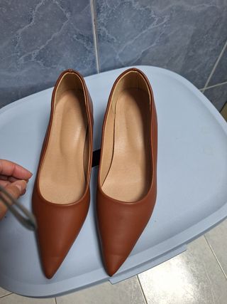 Zapatos de tacón marrones