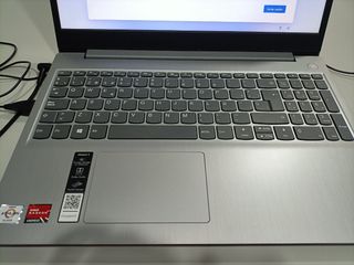 Lenovo Portátil Plata