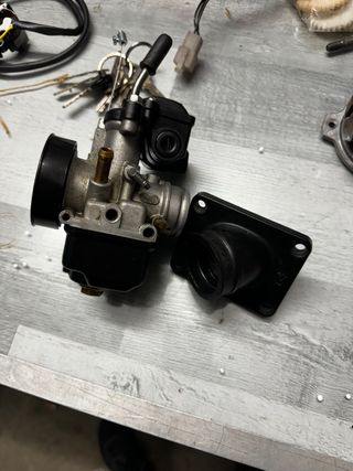 Carburatore e collettore Husqvarna 125