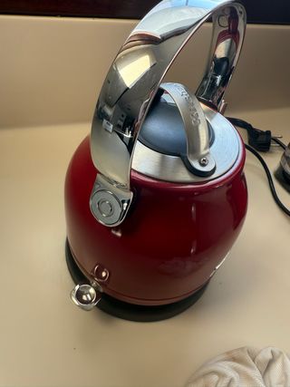 Bollitore rosso KitchenAid