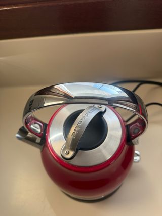 Bollitore rosso KitchenAid