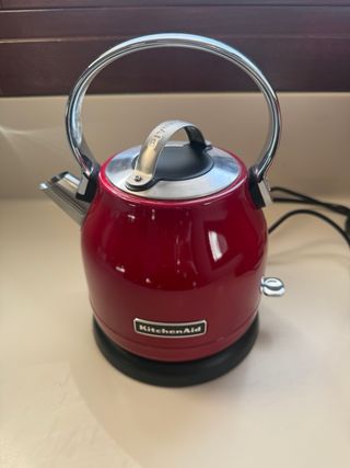 Bollitore rosso KitchenAid