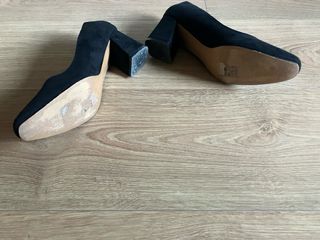Zapatos de tacón negros talla 38 efecto ante