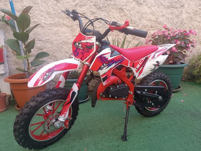 Minicross Gasolina 49cc Nueva + Equipación