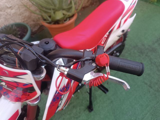 Minicross Gasolina 49cc Nueva + Equipación