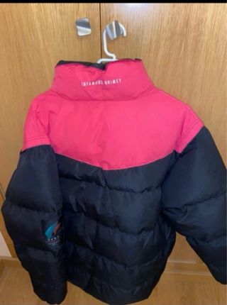Chaqueta acolchada GRMY negra y rosa