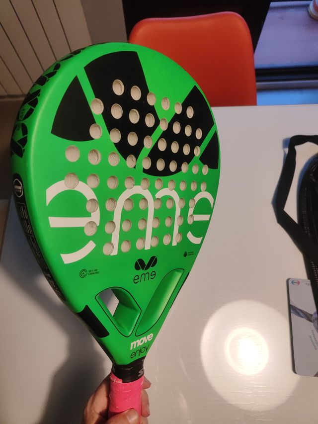 Pala de pádel Eme 100% Carbono