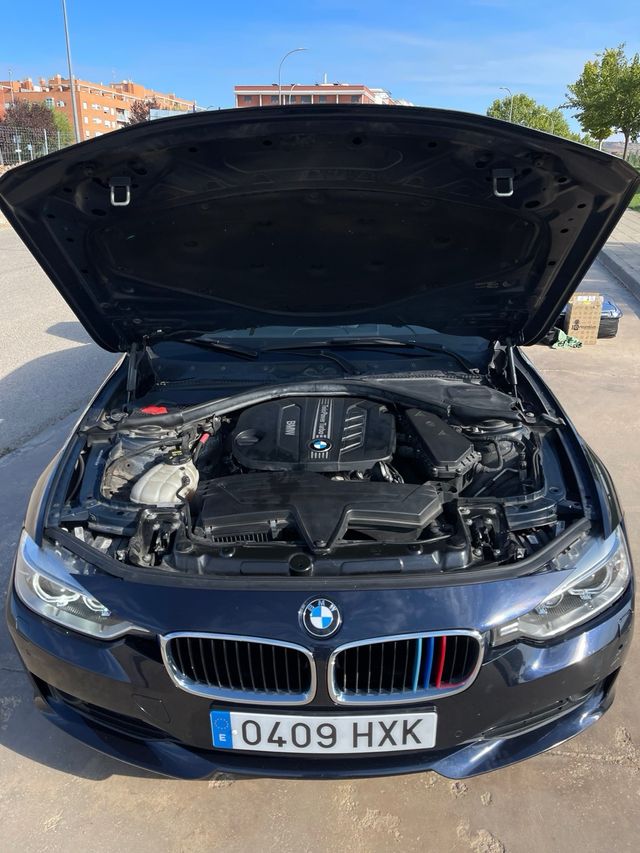 BMW 318D 2014 Nacional - Impecable