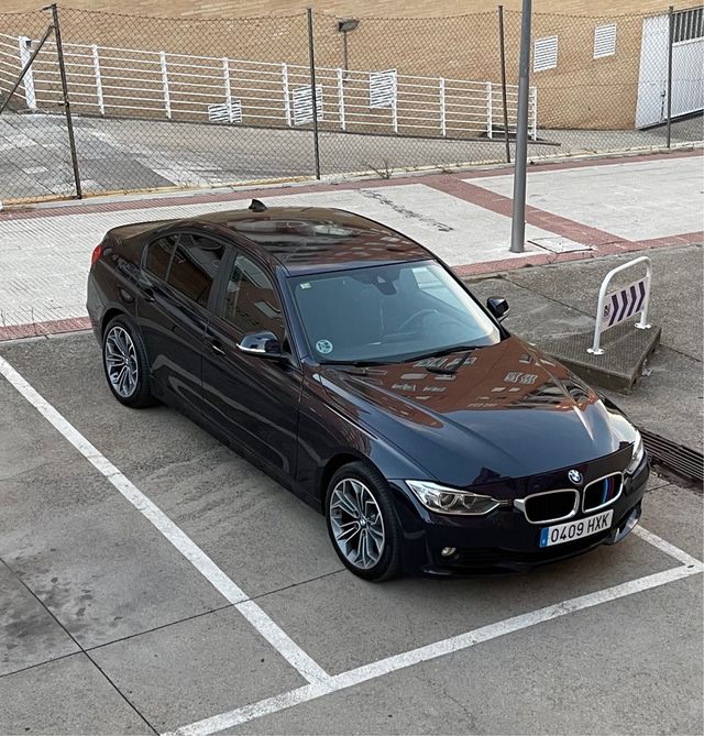 BMW 318D 2014 Nacional - Impecable