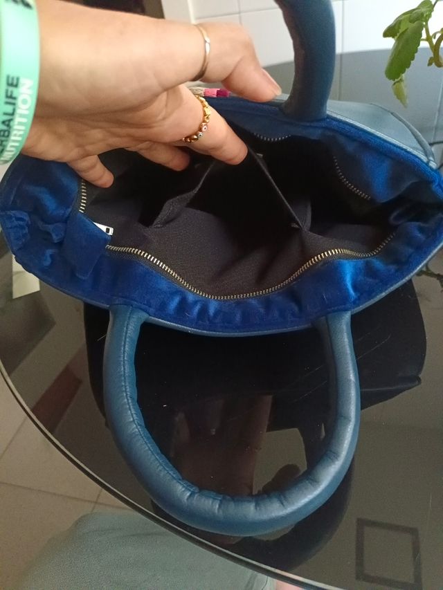 Bolso Tote Azul Marino con Rayas Rosas