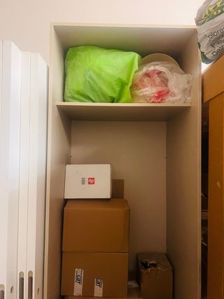 Armario sin puertas
