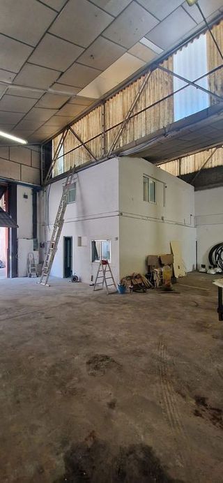 Nave industrial en venta en Silla