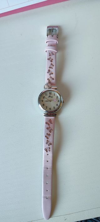 Reloj Lotus Mariposa Rosa y Plateado.