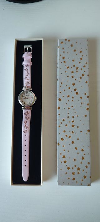 Reloj Lotus Mariposa Rosa y Plateado.