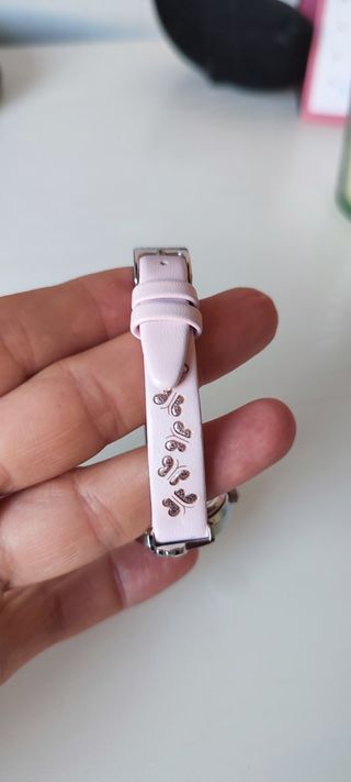 Reloj Lotus Mariposa Rosa y Plateado.