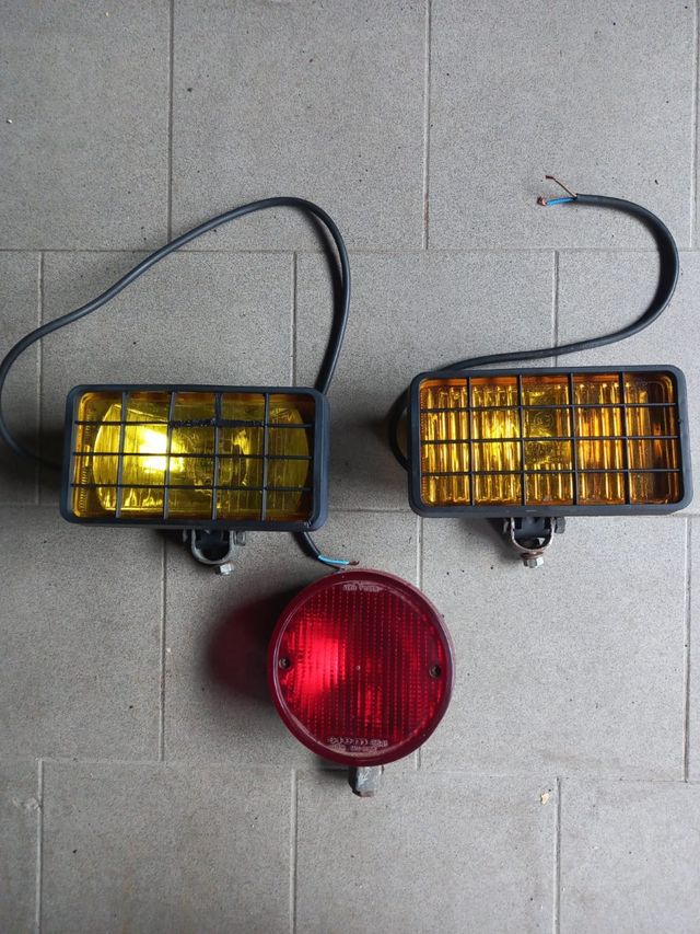 Fendinebbia anni 80 + retronebbia anni 70