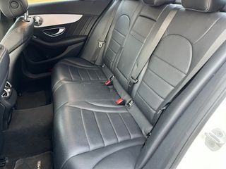 Mercedes-Benz C200 / 4Matic / AMG
