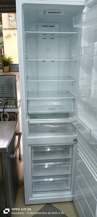 Nevera Combi Candy Blanca
No Frost energía A+