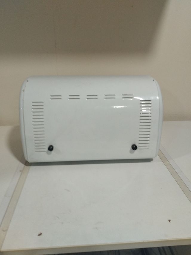 Mini horno blanco