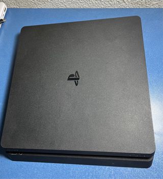 PS4 Slim 1TB + Mando Original