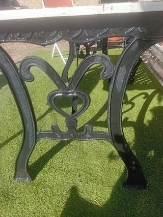 Mesa y banco forja y madera