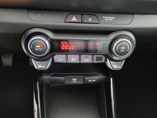 KIA Stonic 1.0 TGDi 100CV MHEV Drive