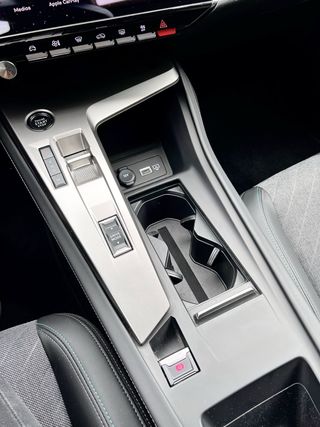 Peugeot 408 2023