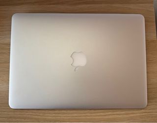 MacBook Air (13-inch, 2017)