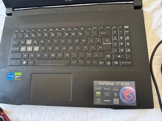 Portátil Gamer MSI Katana 17 i7