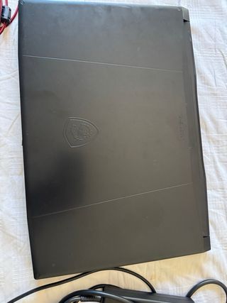 Portátil Gamer MSI Katana 17 i7