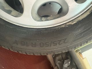 Llantas Mercedes 190 (225/50 R16 Y)